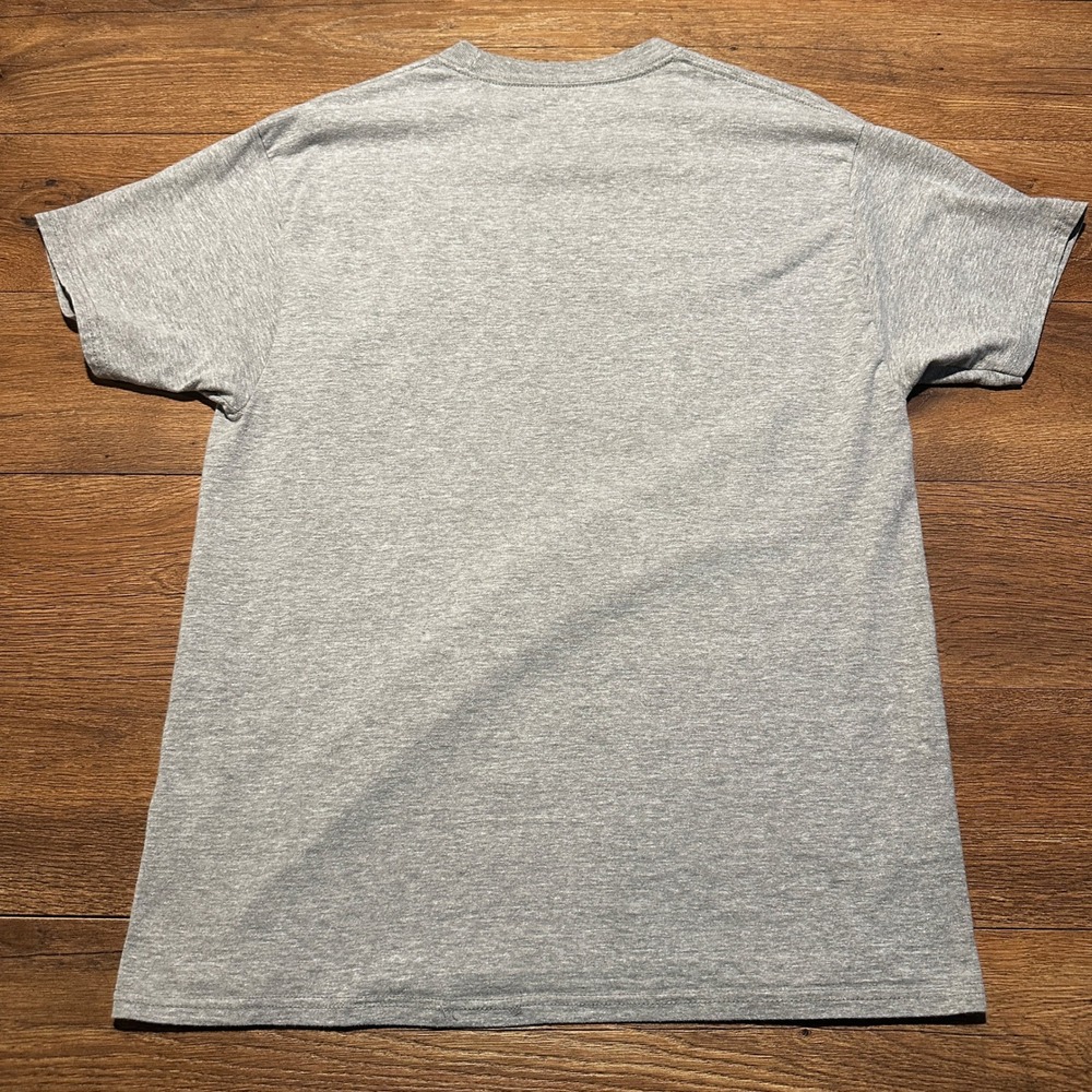 Disney Parks Gray Mickey Mouse Santa Disneyland Resort Mens Large T-Shirt - Picture 3 of 6